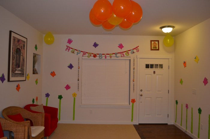 How to decorate a bedroom for a birthday