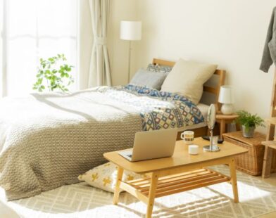 How to decorate a very small studio apartment