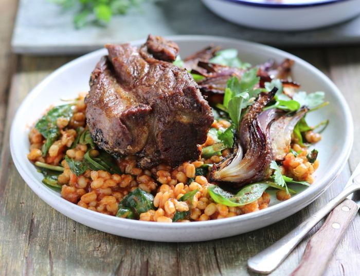 How to cook a whole lamb turkish style