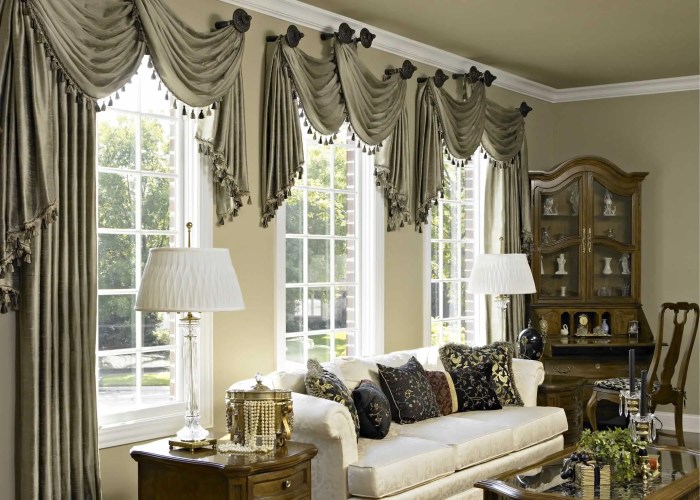 How to decorate curtains in living room