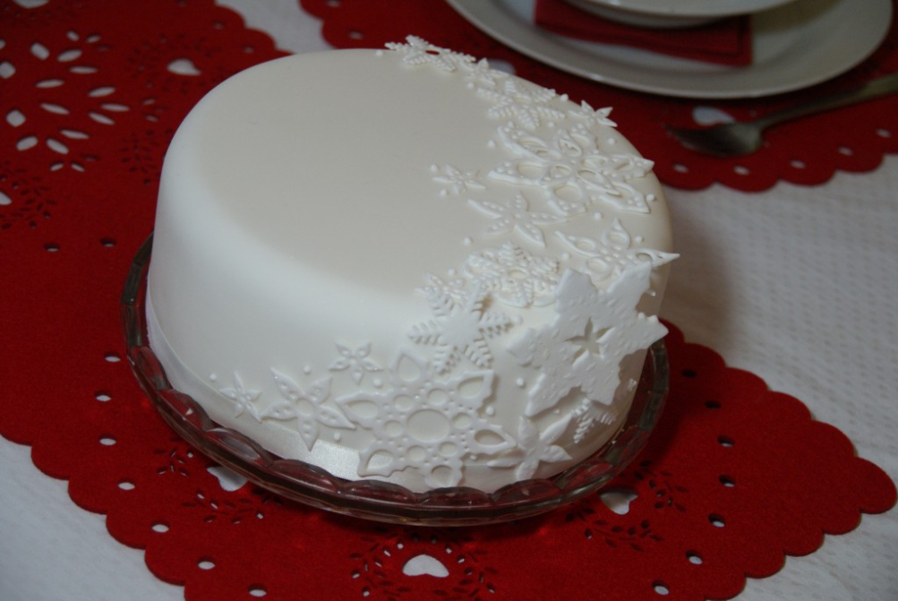 Day  – Ideas for Decorating your Christmas Cake  Baking, Recipes