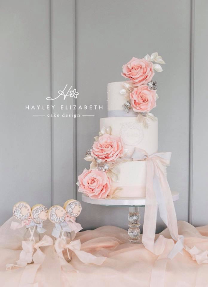 Wedding Cakes with silk ribbon - an emerging trend!